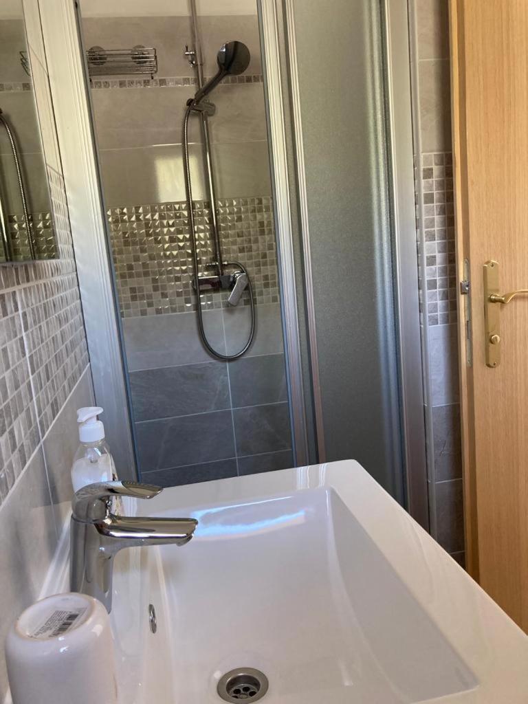 Apartment Andjela Starigrad Paklenica Zimmer foto
